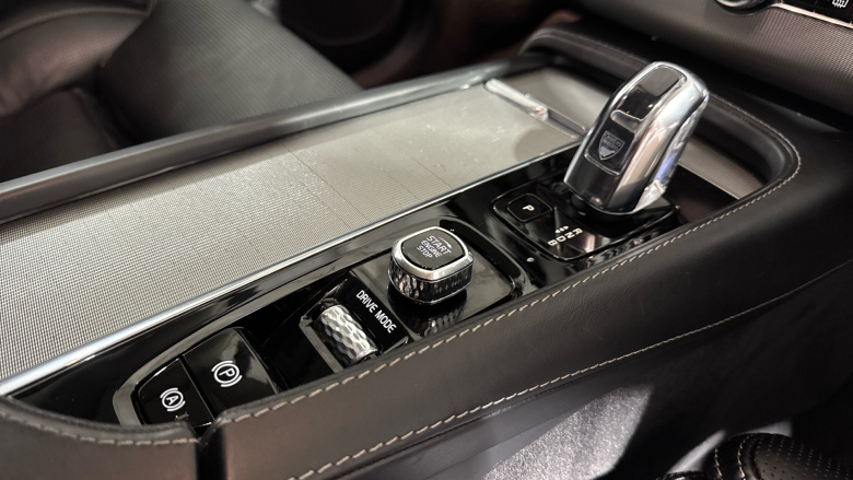 Volvo Xc90 2.0 T8 [390] Hybrid Inscription Pro 5dr AWD Gtron Estate